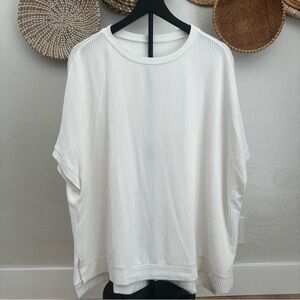 Women’s White/cream Ribbed Oversized Knit Top. Size Large